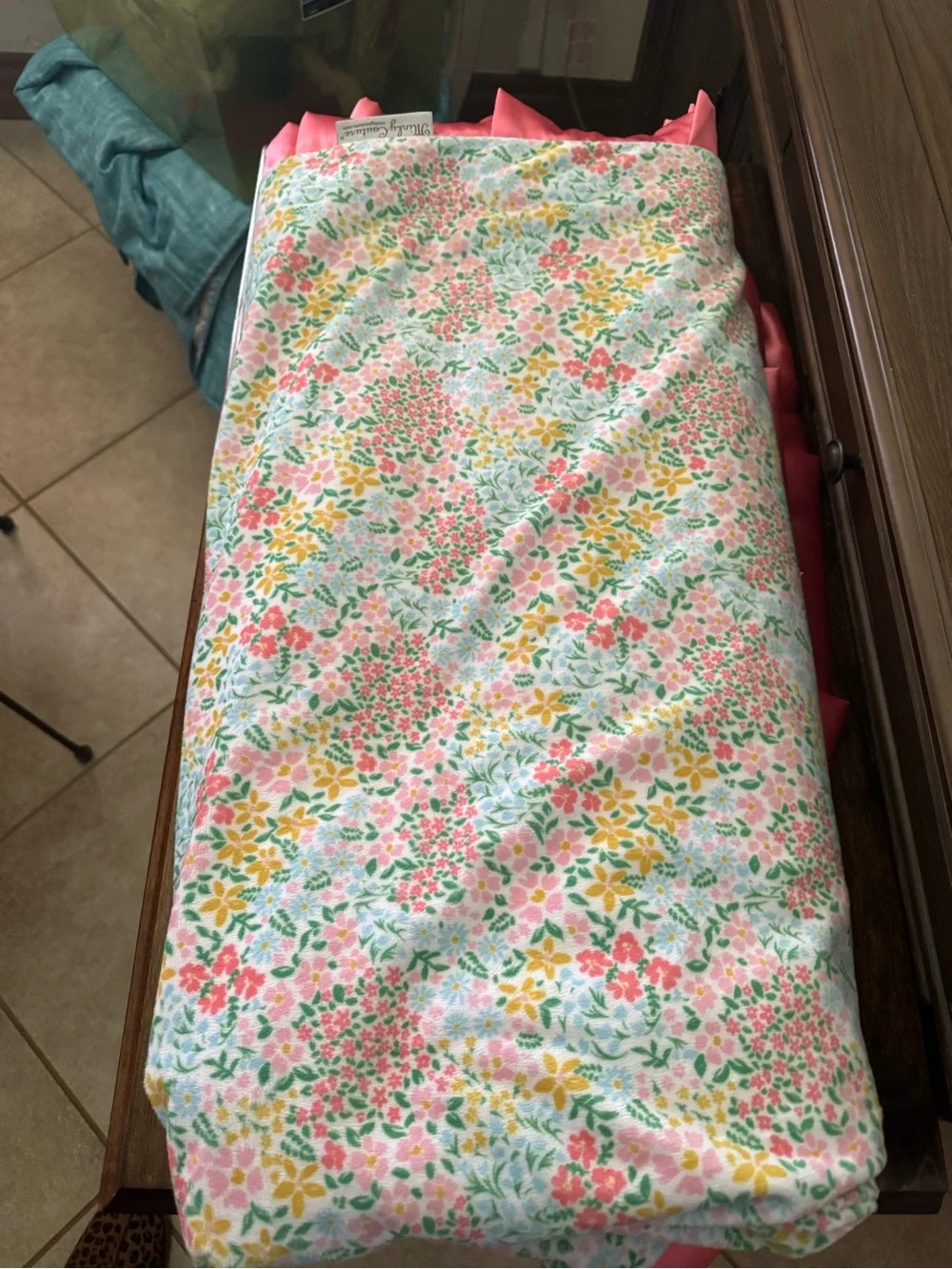 MinkyCouture Floral Plush Throw Blanket in Pink & White